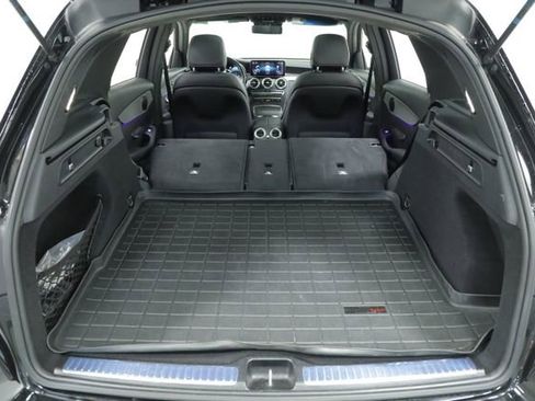 Used 2022 Mercedes-Benz GLC 300 4MATIC w/ Premium Package Lite image 35