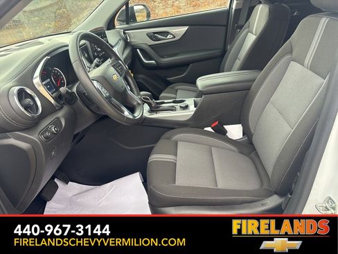 New 2025 Chevrolet Blazer LT w/ Midnight/Sport Edition image 15