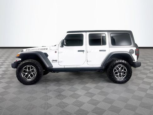 Used 2025 Jeep Wrangler Unlimited Rubicon AWD/4WD image 4