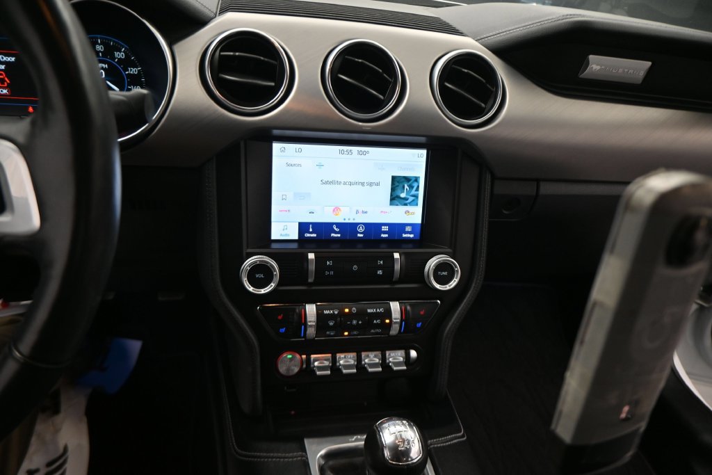 Used 2022 Ford Mustang GT Premium w/ Equipment Group 401A RWD image 5