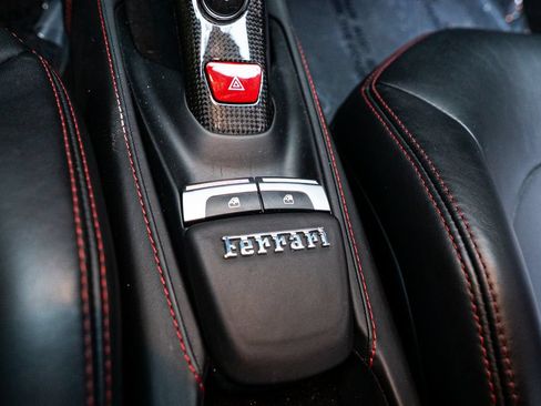 Used 2016 Ferrari 488 GTB RWD image 49