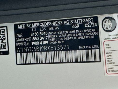 Used 2024 Mercedes-Benz G 550 image 27