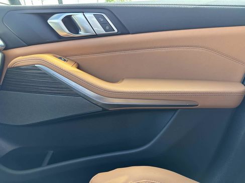 New 2026 BMW X5 xDrive40i w/ Climate Comfort Package image 23