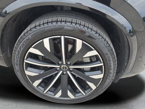 Used 2025 Volvo XC90 B6 Plus AWD/4WD image 22