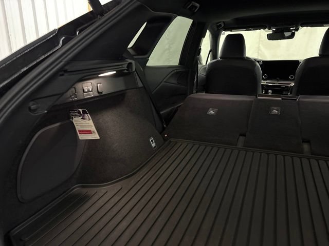 Used 2024 Lexus RX 350 Premium w/ Accessory Package AWD/4WD image 14