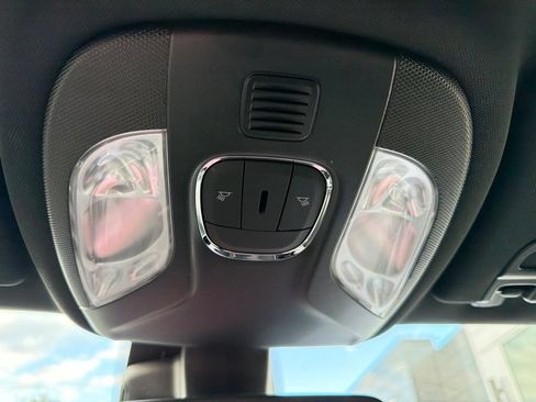 Used 2024 Jeep Compass Latitude AWD/4WD image 22
