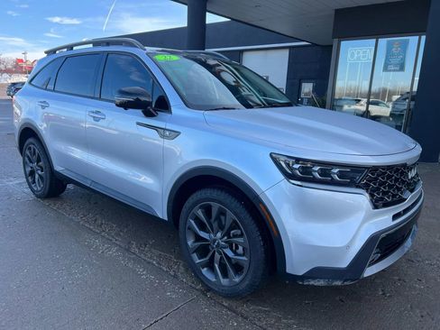 Used 2022 Kia Sorento SX Prestige image 11