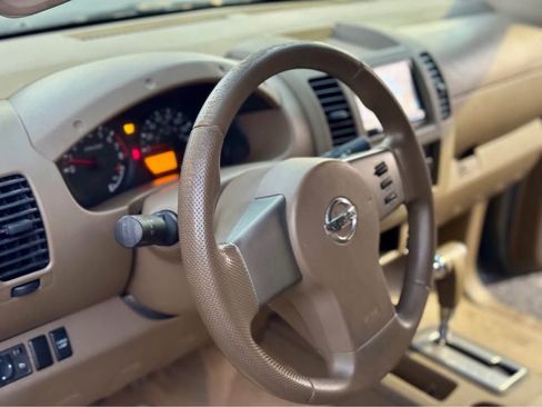 Used 2006 Nissan Frontier SE w/ (P01) Power Pkg image 9