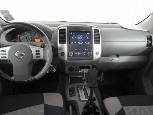 Used 2019 Nissan Frontier SV image 33