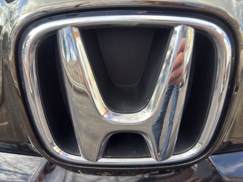 Used 2021 Honda HR-V Sport image 27