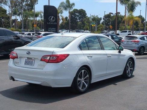 Used 2017 Subaru Legacy 2.5i Limited AWD/4WD image 5