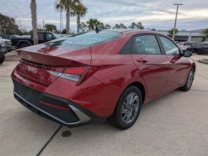 Used 2024 Hyundai Elantra SEL