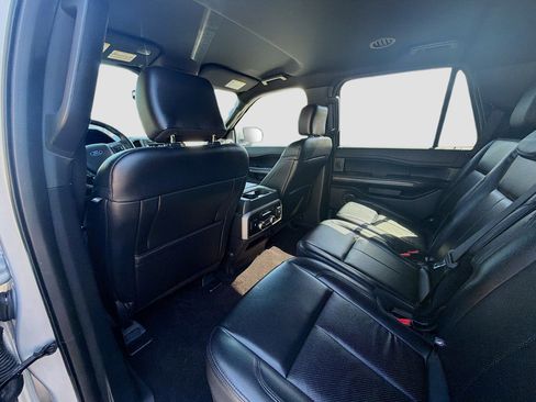 Used 2019 Ford Expedition XLT w/ Equipment Group 202A image 25