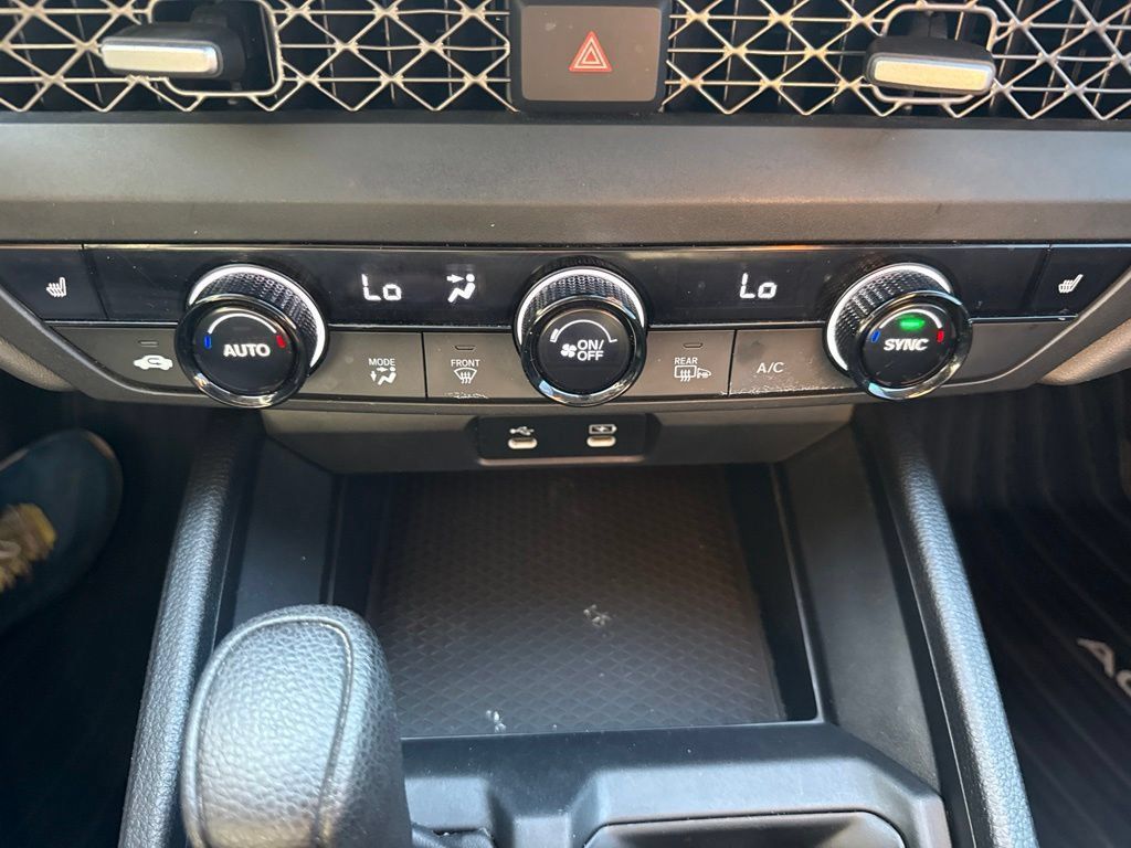 Used 2023 Honda Accord EX image 26