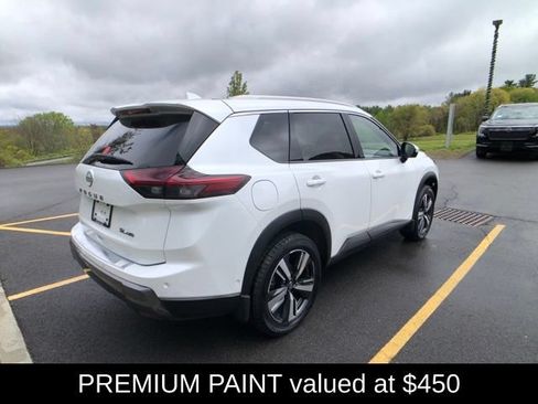 Certified 2025 Nissan Rogue SL w/ SL Premium Package AWD/4WD image 6