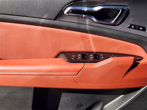 Certified 2023 Kia Sportage SX image 25