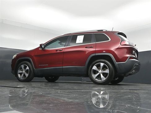 Used 2019 Jeep Cherokee Limited AWD/4WD image 34
