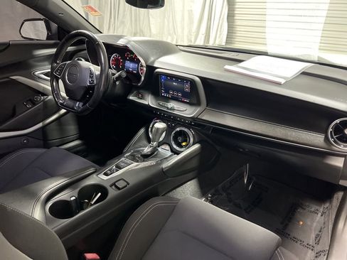 Used 2020 Chevrolet Camaro LT image 11