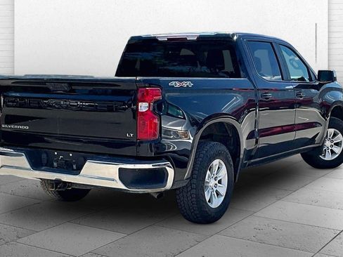 Used 2021 Chevrolet Silverado 1500 LT AWD/4WD image 12