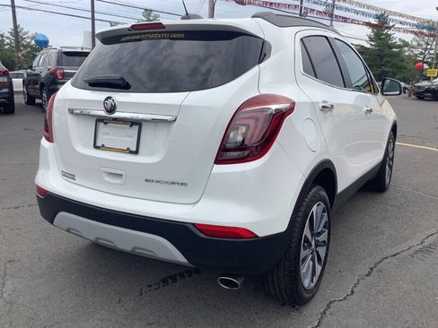 Used 2022 Buick Encore Preferred FWD image 7