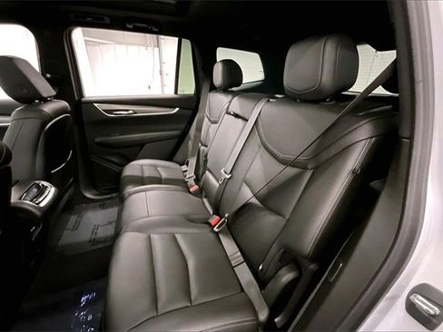 Used 2024 Cadillac XT6 Luxury image 22