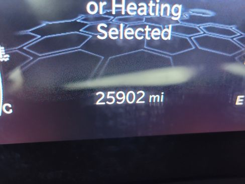 Used 2022 Jeep Compass Latitude FWD image 31