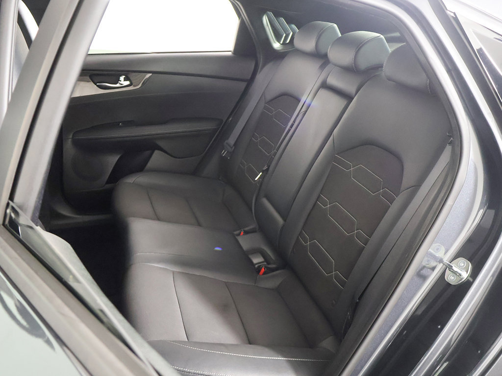 Used 2023 Kia Forte GT-Line w/ GT-Line Technology Package FWD image 25