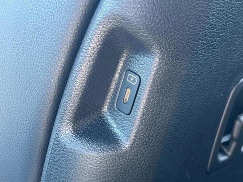 New 2025 Kia Sportage X-Line image 17