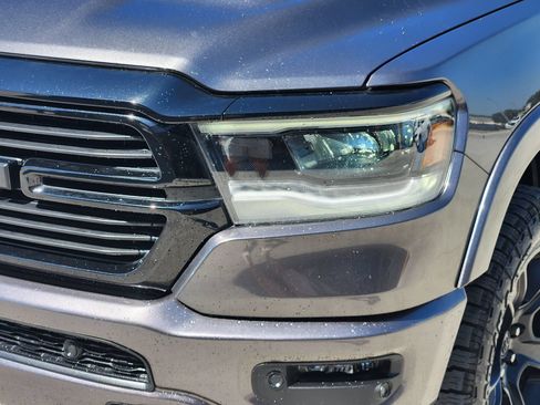 Used 2022 RAM 1500 Laramie AWD/4WD image 9
