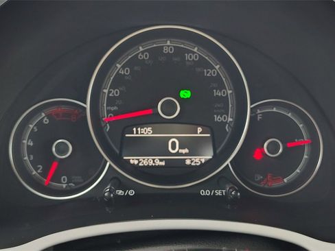 Used 2017 Volkswagen Beetle 1.8T SE image 9