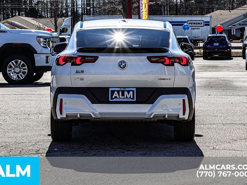 Used 2026 BMW X2 xDrive28i image 12