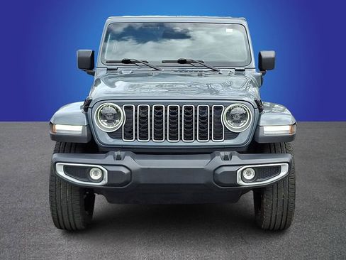 Used 2025 Jeep Wrangler Unlimited Sahara w/ Safety Group AWD/4WD image 2