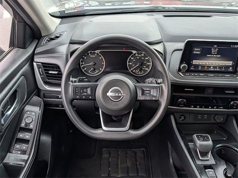 Used 2024 Nissan Rogue SV image 23