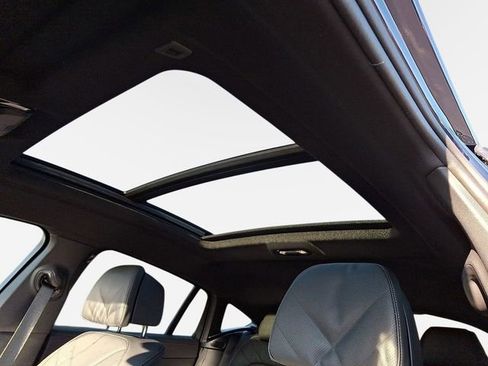 New 2026 BMW X6 xDrive40i w/ Climate Comfort Package image 12