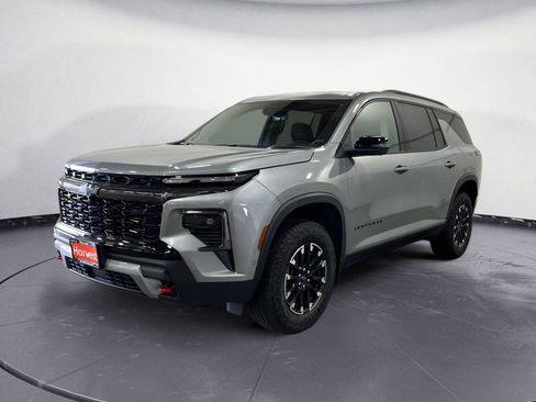New 2026 Chevrolet Traverse Z71 w/ Enhanced Driving Package AWD/4WD image 3