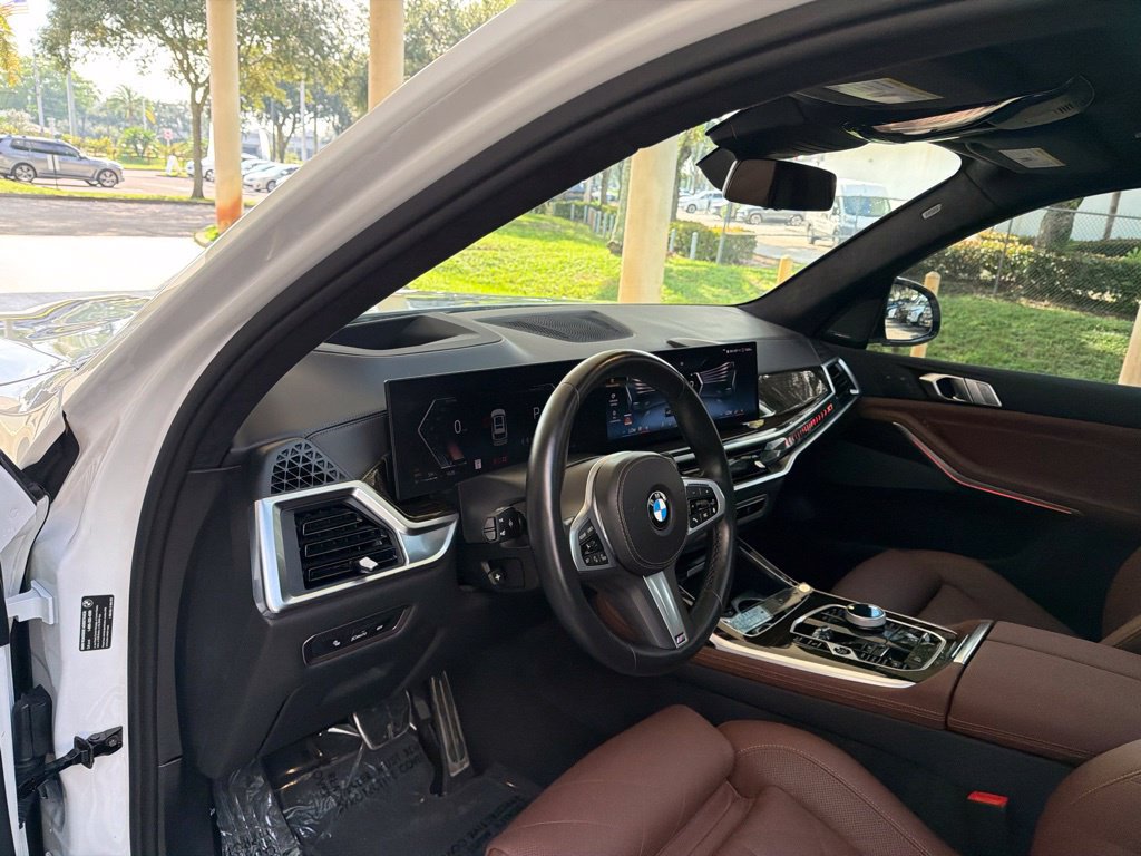 Used 2026 BMW X7 xDrive40i w/ Executive Package AWD/4WD image 7