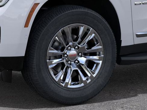 Used 2026 GMC Yukon XL Denali w/ LPO, Floor Liner Package AWD/4WD image 9
