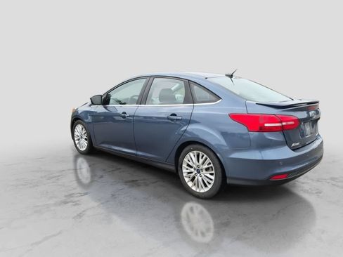 Used 2018 Ford Focus Titanium FWD image 6