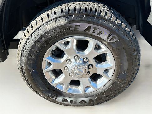 Used 2024 RAM 2500 Laramie image 11