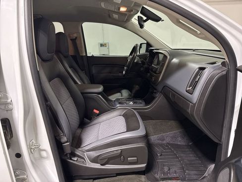 Used 2015 Chevrolet Colorado Z71 image 22