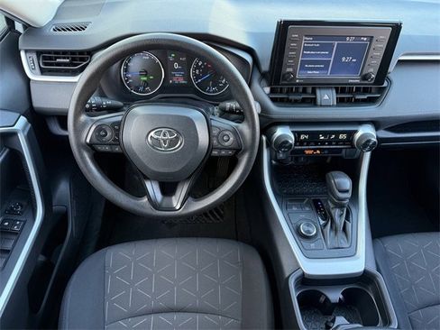 Used 2021 Toyota RAV4 XLE image 12