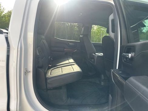 Used 2021 Chevrolet Silverado 1500 RST w/ Redline Edition AWD/4WD image 14