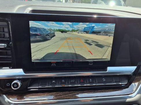 Used 2024 GMC Sierra 1500 Elevation image 18