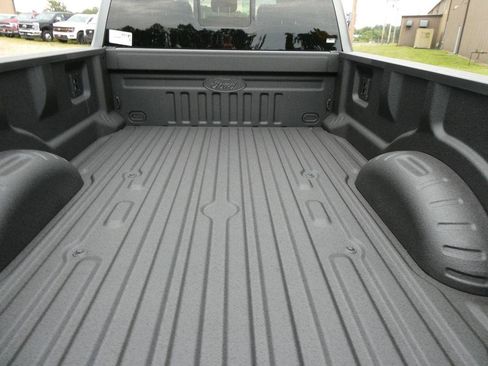New 2026 Ford F350 Platinum w/ FX4 Off-Road Package AWD/4WD image 7