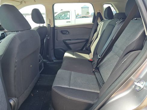 Used 2021 Nissan Rogue S image 19