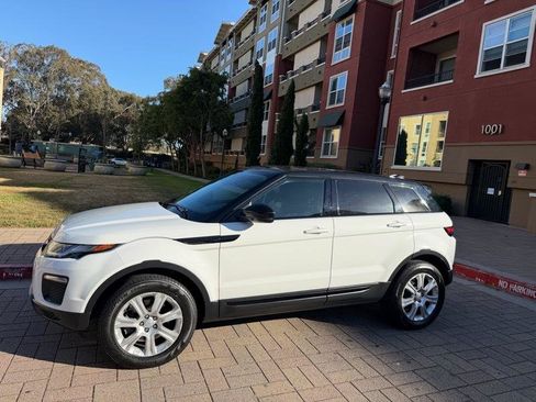 Used 2017 Land Rover Range Rover Evoque SE Premium AWD/4WD image 8