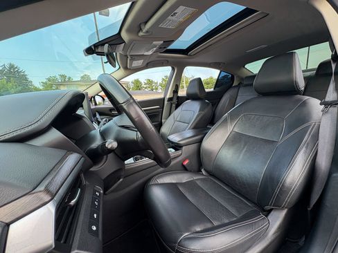 Used 2024 Nissan Altima 2.5 SL FWD image 23