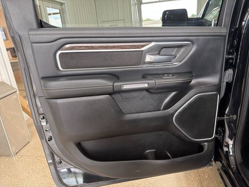 Used 2020 RAM 1500 Laramie AWD/4WD image 22
