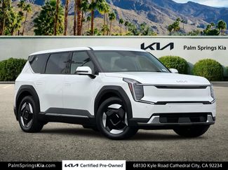 Certified 2024 Kia EV9 Light Long Range RWD video 1