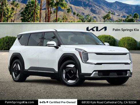 Certified 2024 Kia EV9 Light Long Range RWD image 1